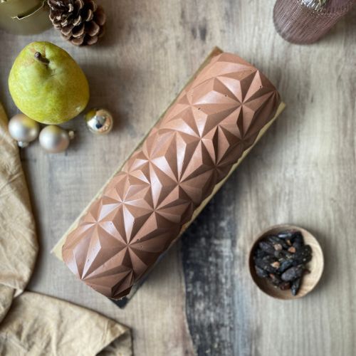 bûche de noël poire chocolat tonka